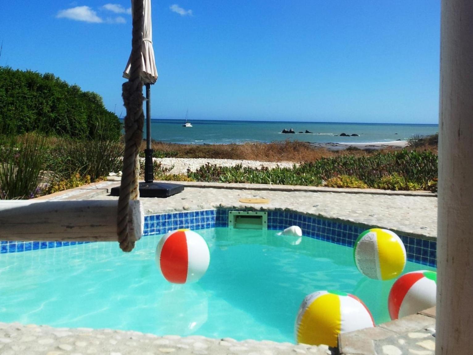 Absolute Beach Accommodation Britannia Bay Exterior photo