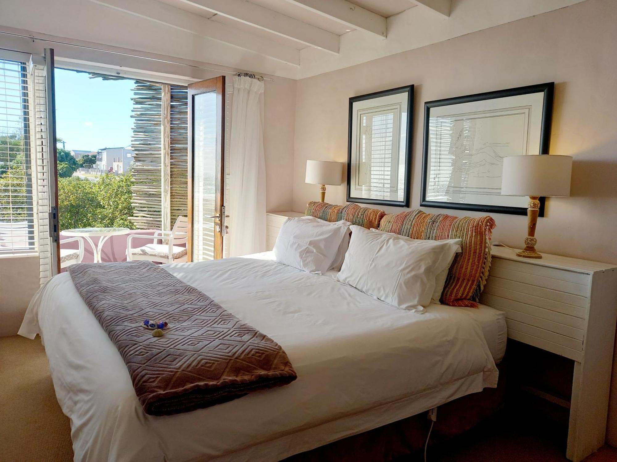 Absolute Beach Accommodation Britannia Bay Exterior photo